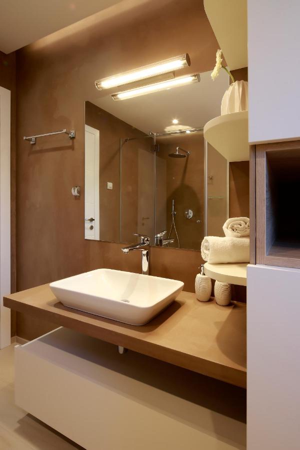 Apartment Modena Maris-heated Pool-grill-relax-jacuzzi *