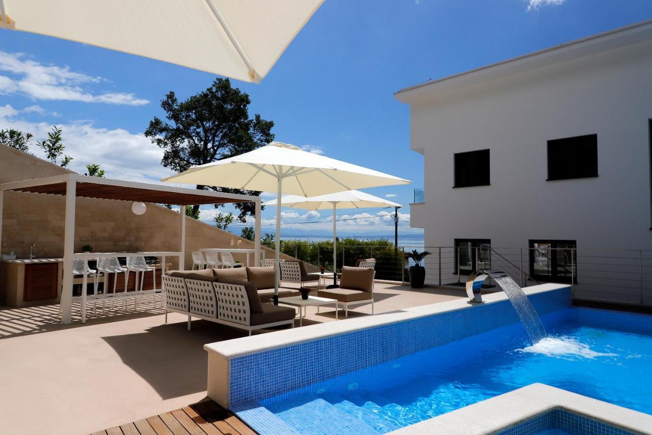 Apartment Modena Maris-heated Pool-grill-relax-jacuzzi