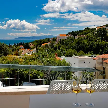 Modena Maris-Heated Pool-Grill-Relax-Jacuzzi Apartments Icici Exterior photo