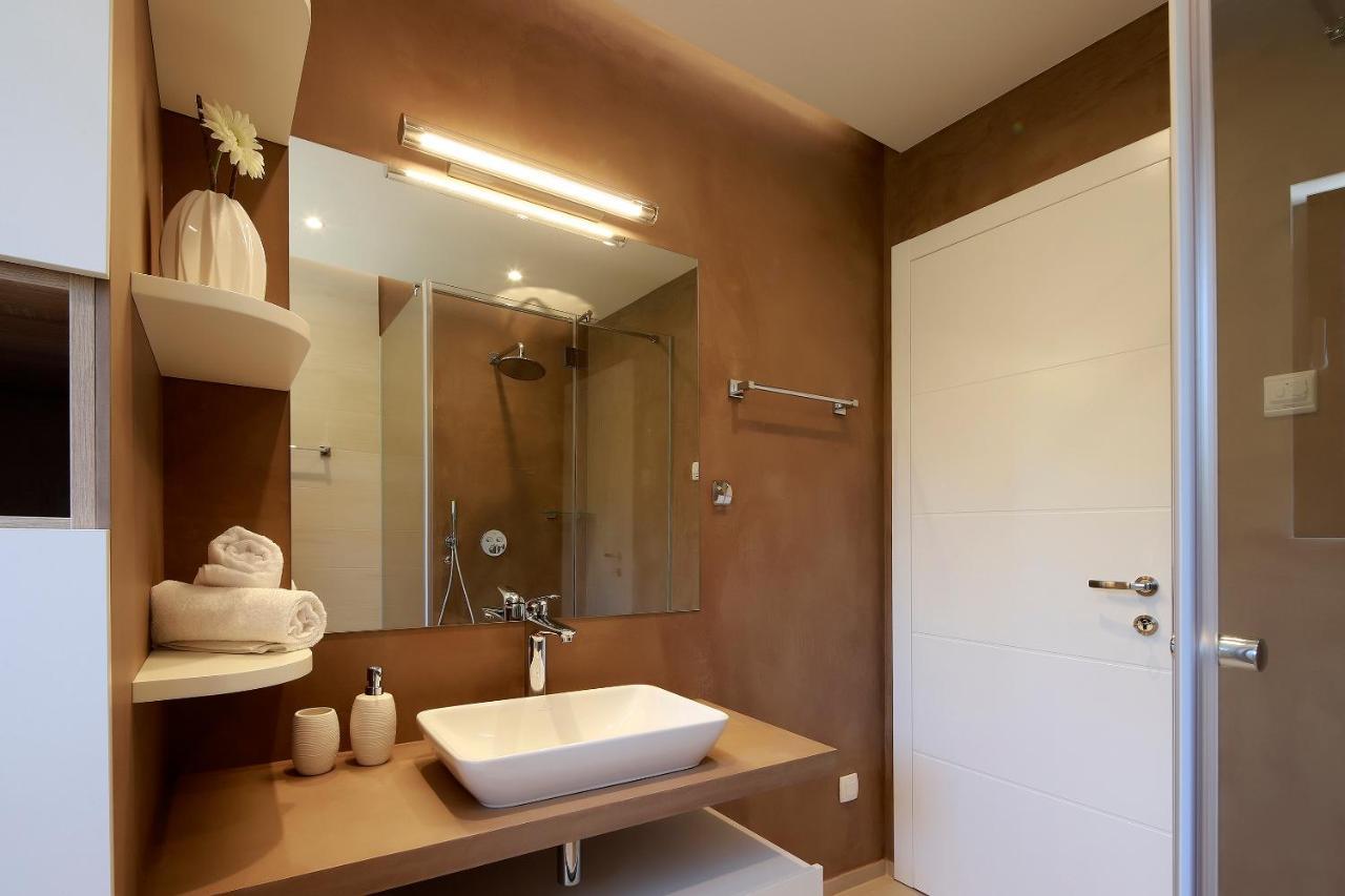 Apartment Modena Maris-heated Pool-grill-relax-jacuzzi *